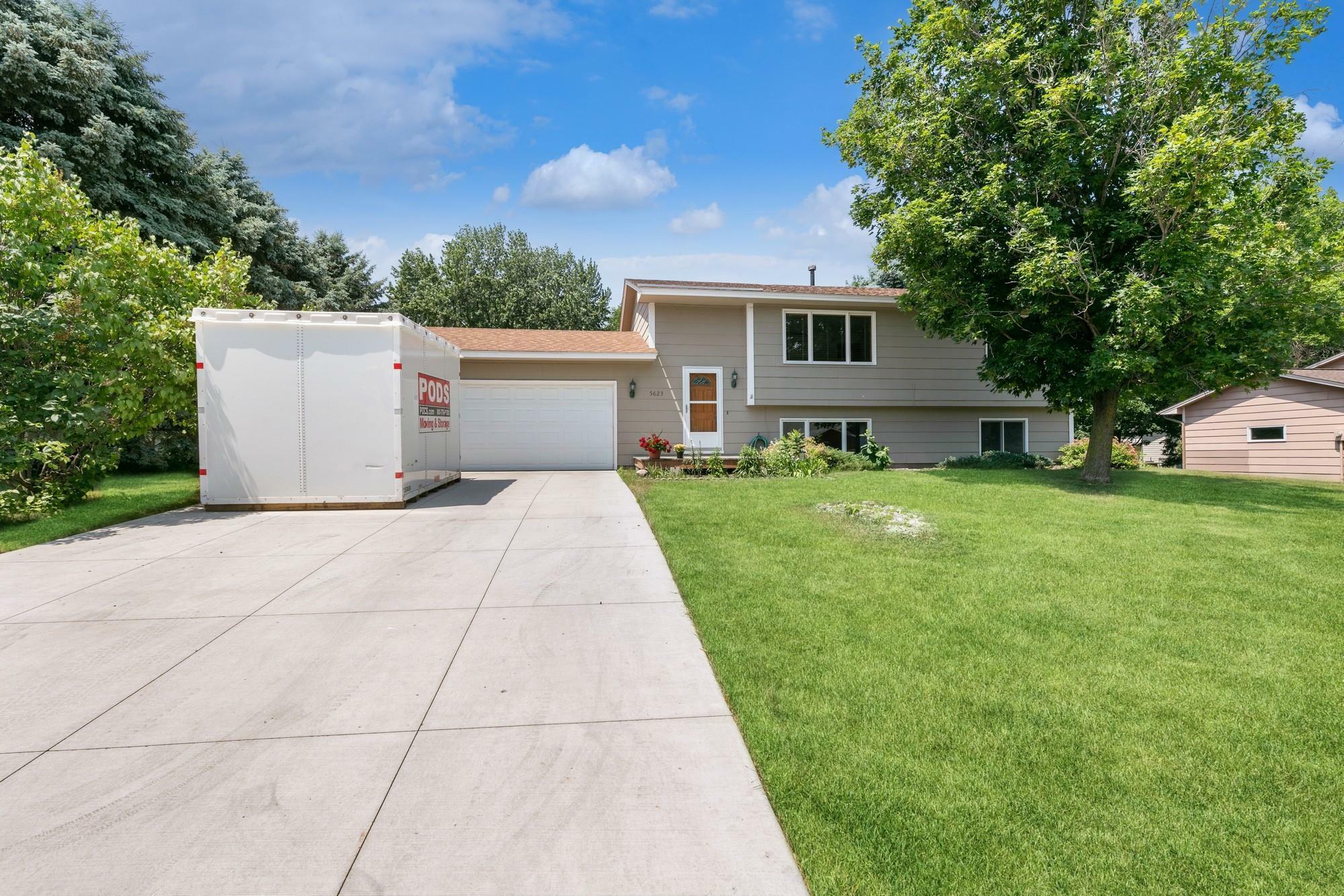 Property Photo:  5623 Lannon Avenue NE  MN 55301 