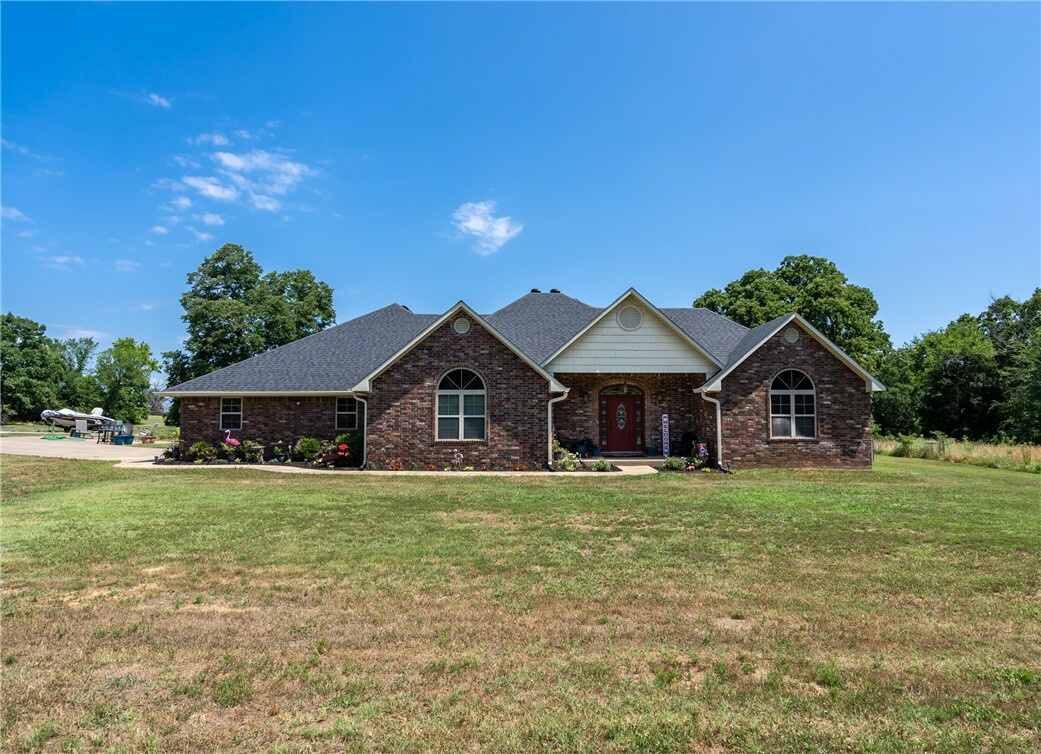 Property Photo: 1724 Clear Creek Road AR 72921
