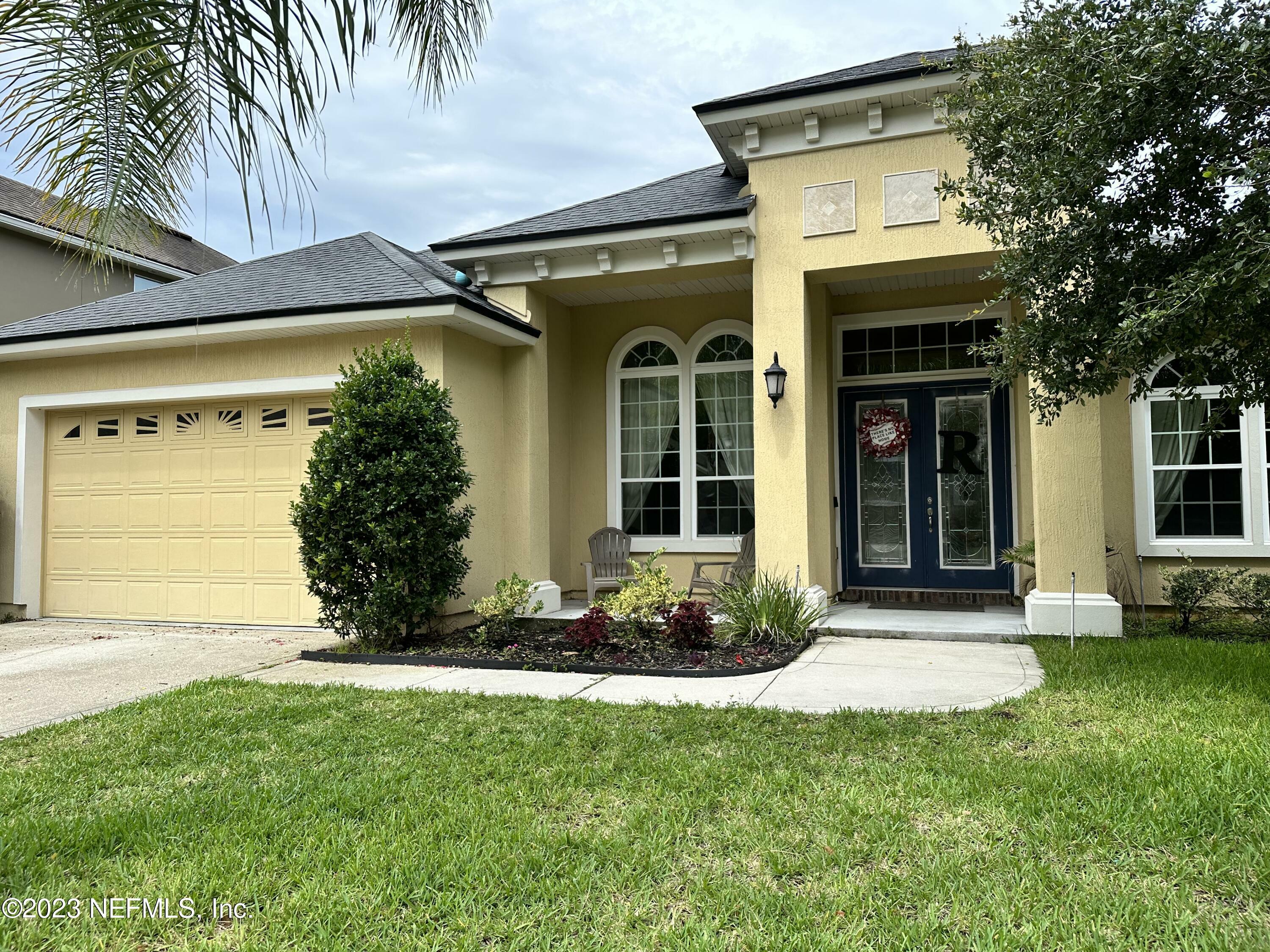 Property Photo:  323 Willow Winds Pkwy  FL 32259 