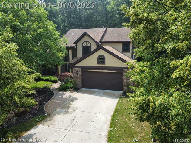 Property Photo:  42675 Sandstone Drive  MI 48377 