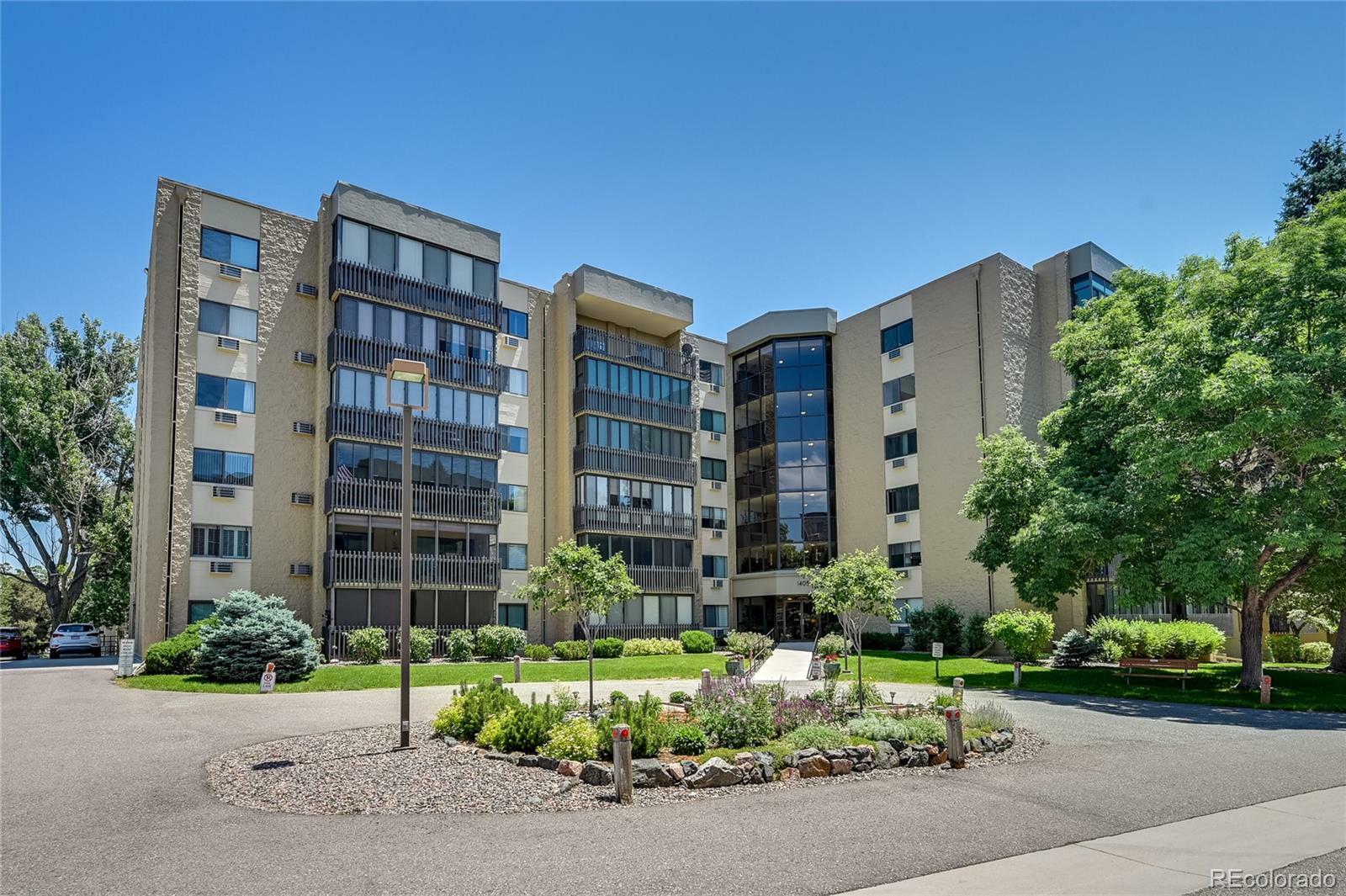 Property Photo: 14050 E Linvale Place 306 CO 80014