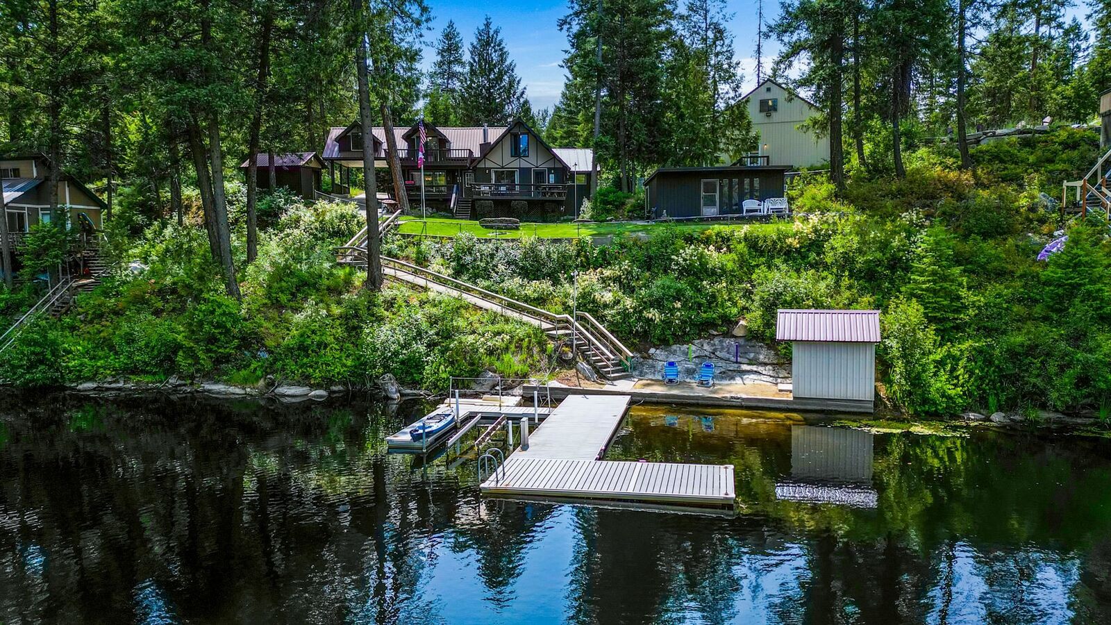 Property Photo: 302 Bayview Rd WA 99156