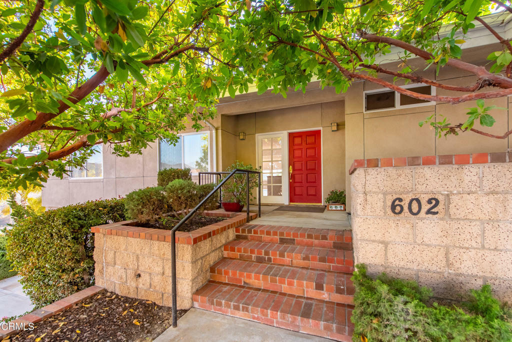 Property Photo:  602 Glade Drive  CA 93060 