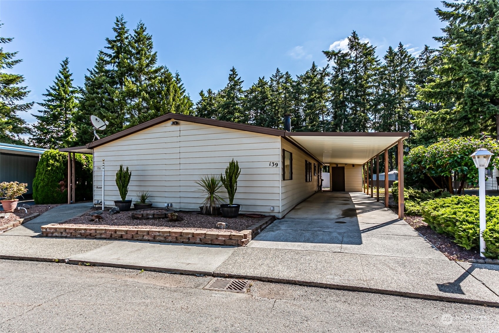 Property Photo:  2500 S 370th Street 139  WA 98003 