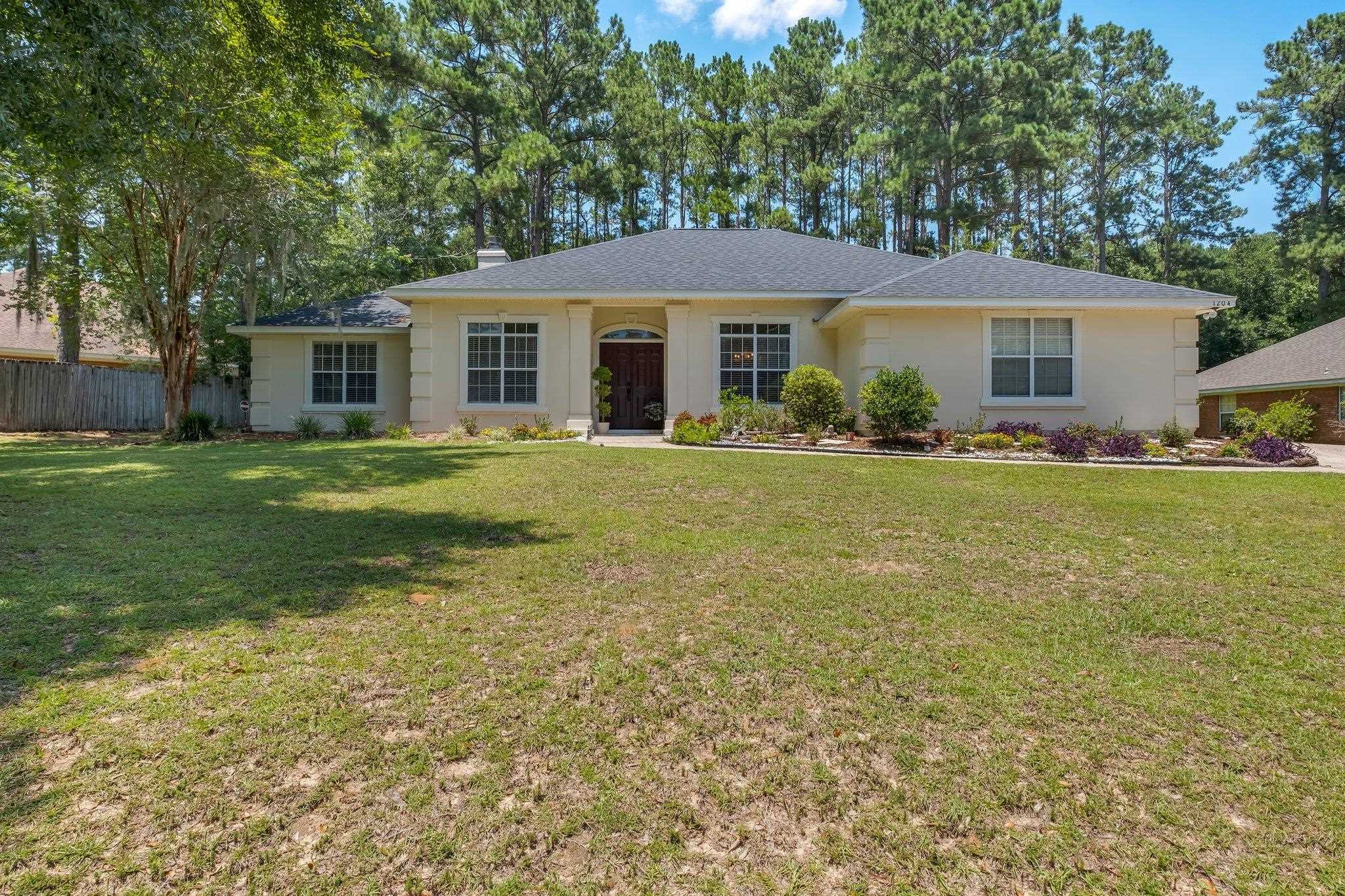 Property Photo:  1204 Wax Wing Court  FL 32312 