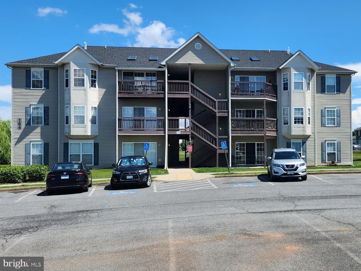 Property Photo: 164 Brookland Court 11 VA 22602