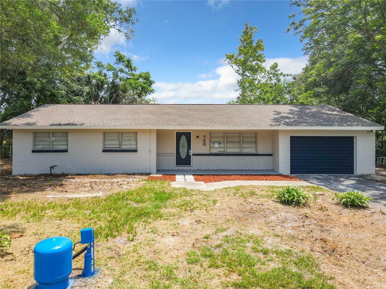 Property Photo:  720 NE 45th Street  FL 34479 