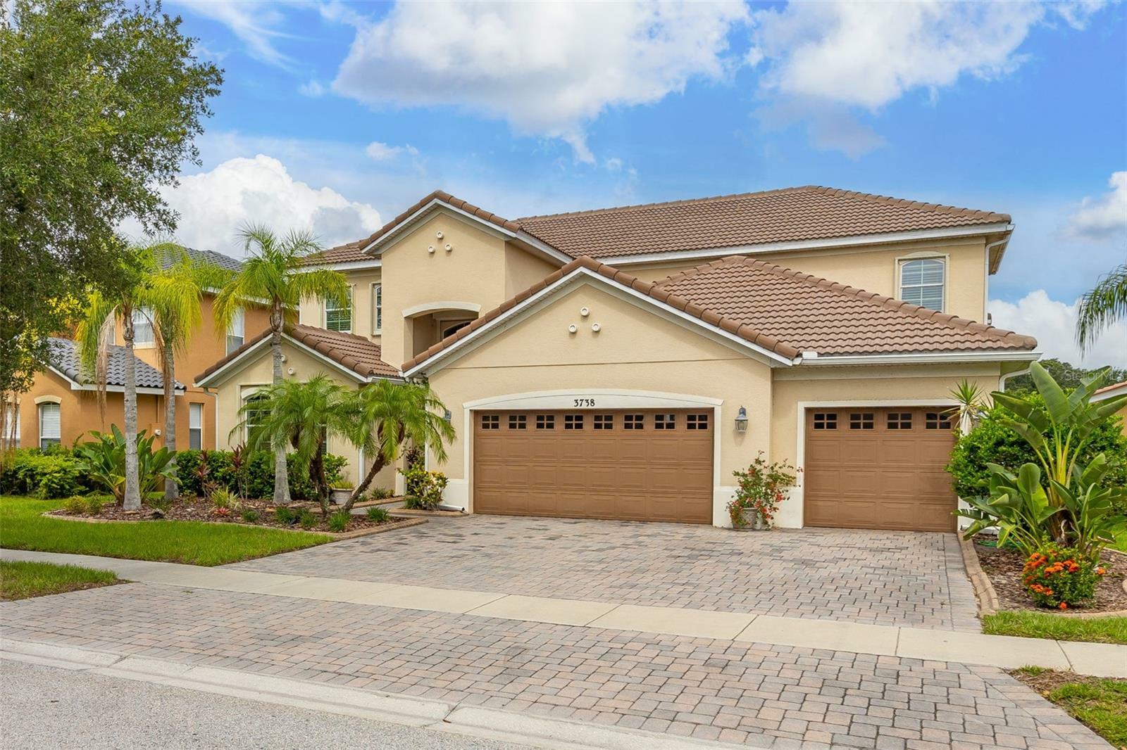 Property Photo:  3738 Eagle Isle Circle  FL 34746 