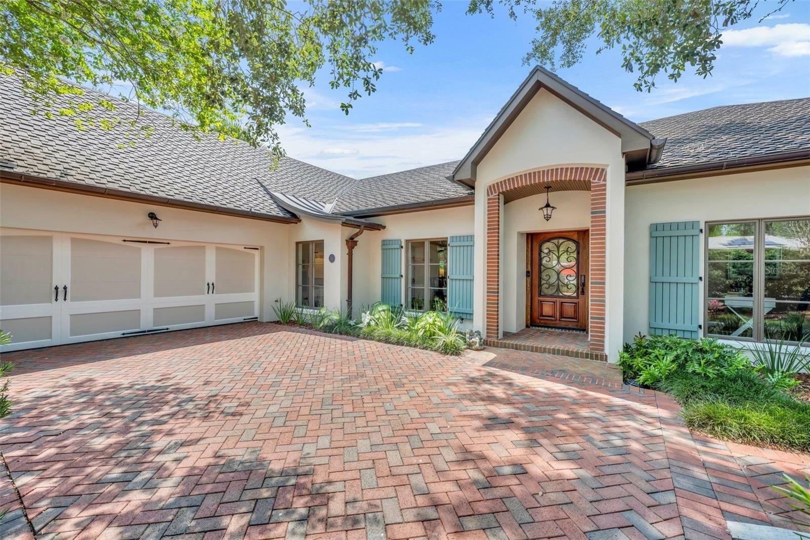 Property Photo: 2418 Tuscarora Trail FL 32751