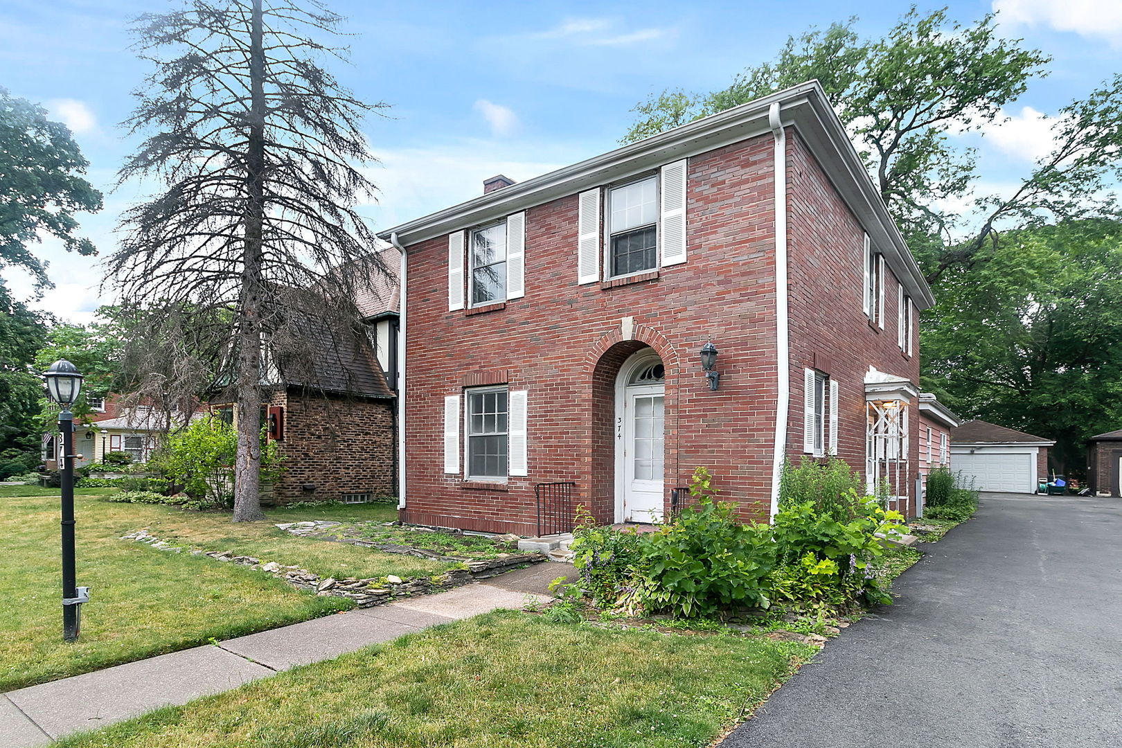 Property Photo: 374 Audubon Road IL 60546