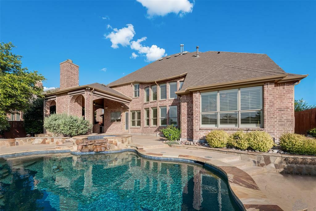 Property Photo:  788 Featherstone Drive  TX 75087 