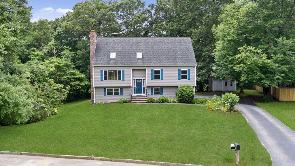 Property Photo: 125 Three Rivers Dr MA 02324