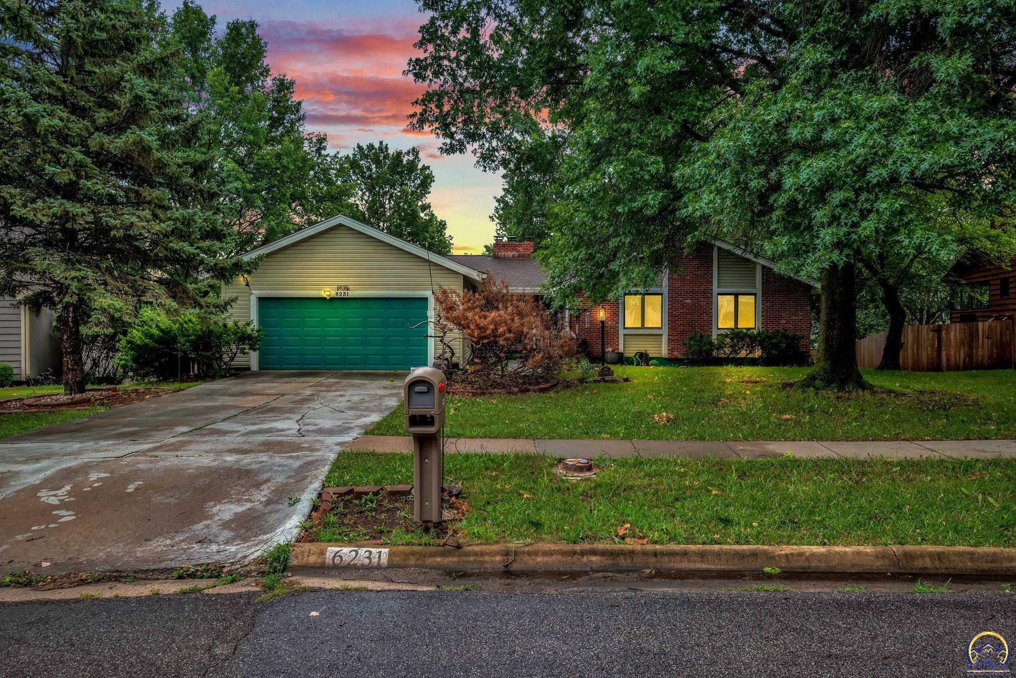 Property Photo:  6231 SW 23rd St  KS 66614 