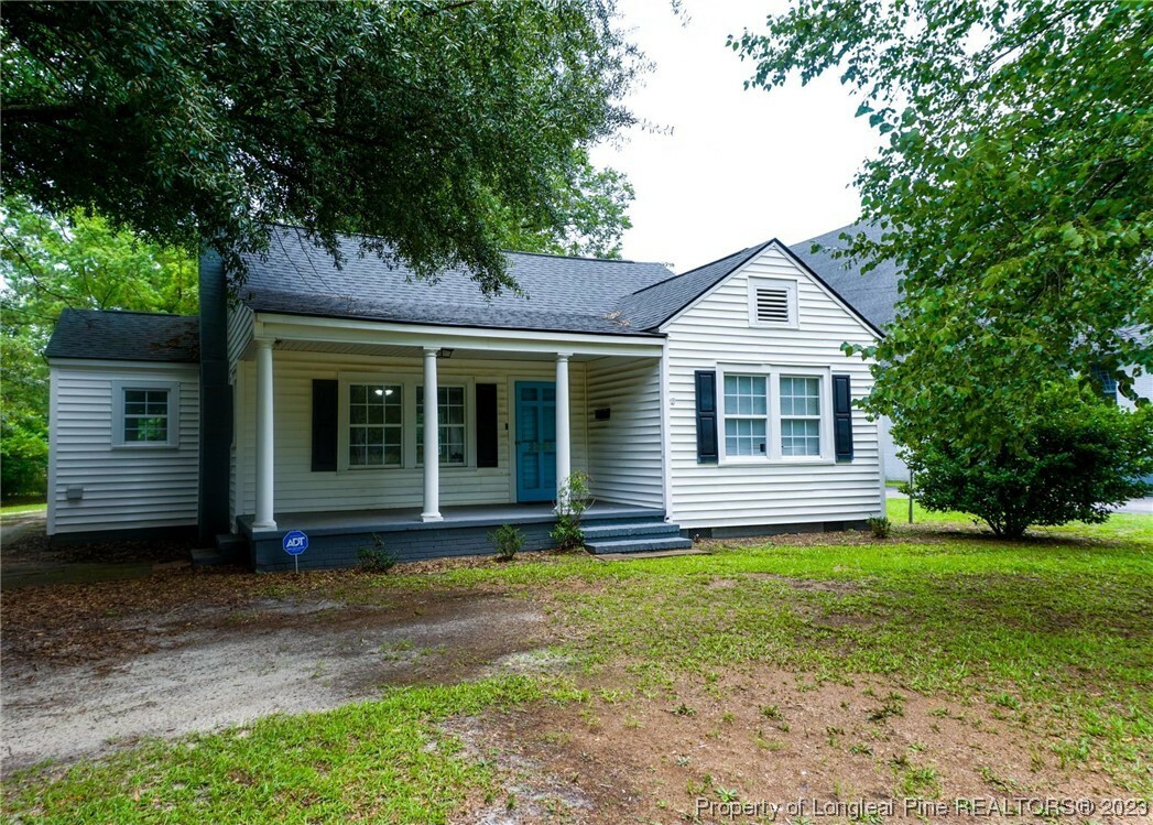 Property Photo:  2522 Fort Bragg Road  NC 28303 