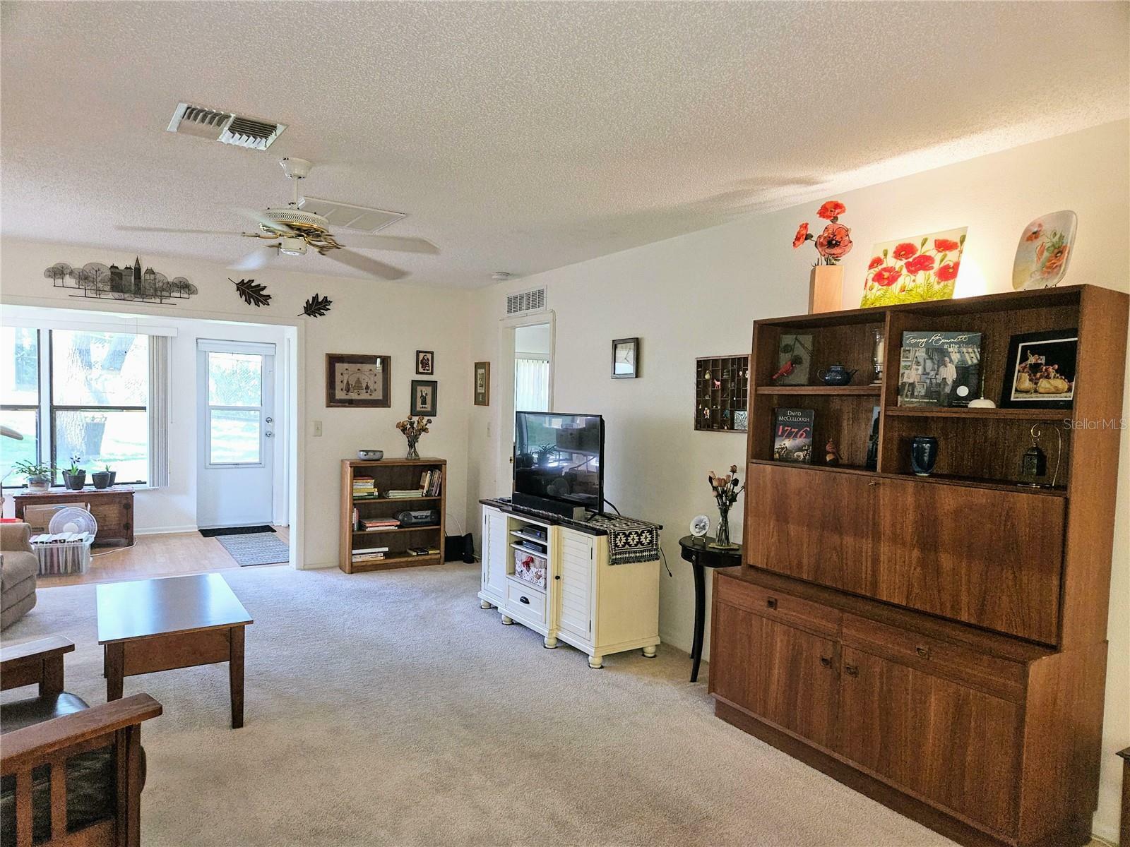 Property Photo:  7531 Greystone Drive B  FL 34667 