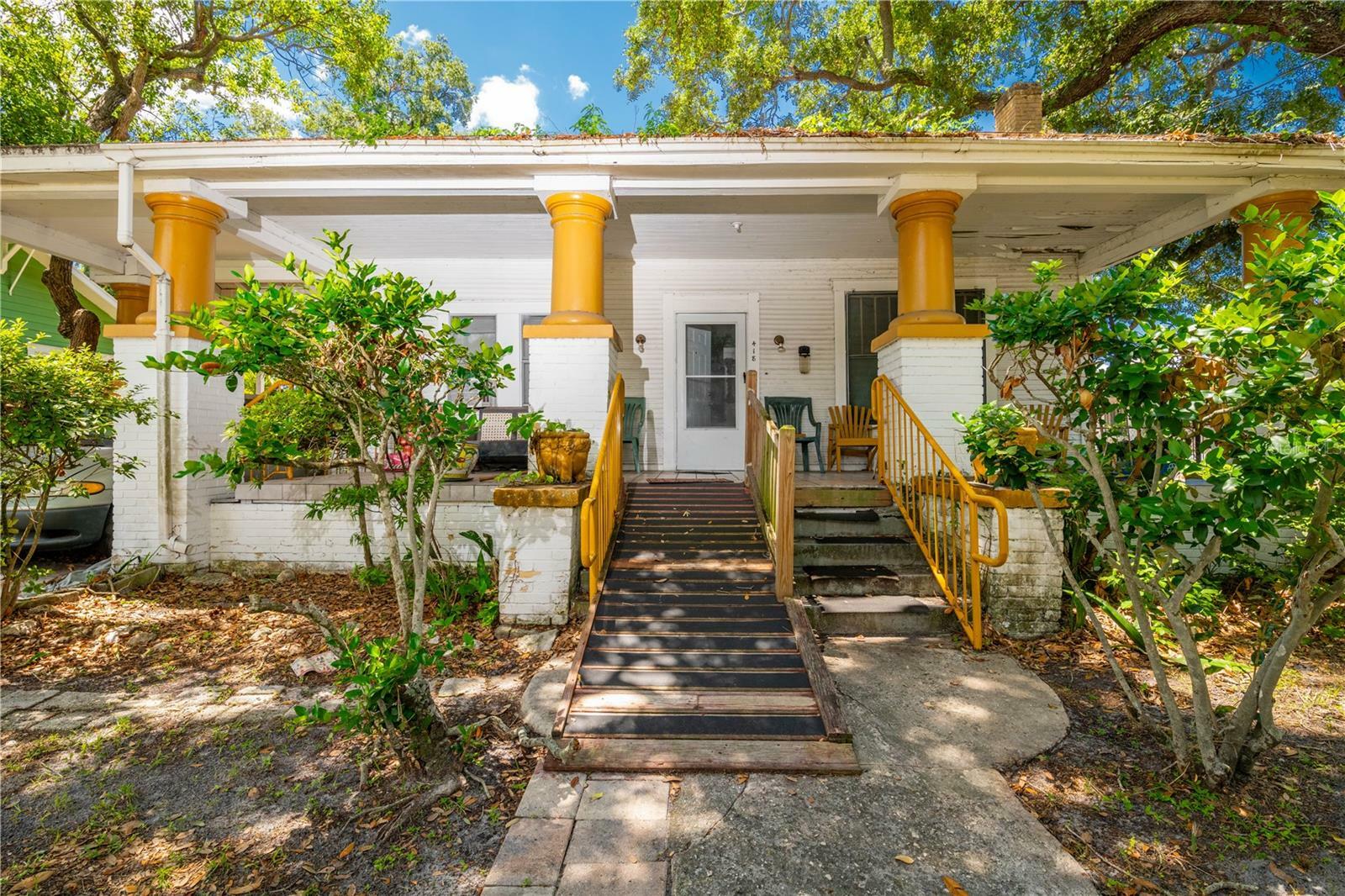 Property Photo:  418 W Frances Avenue  FL 33602 