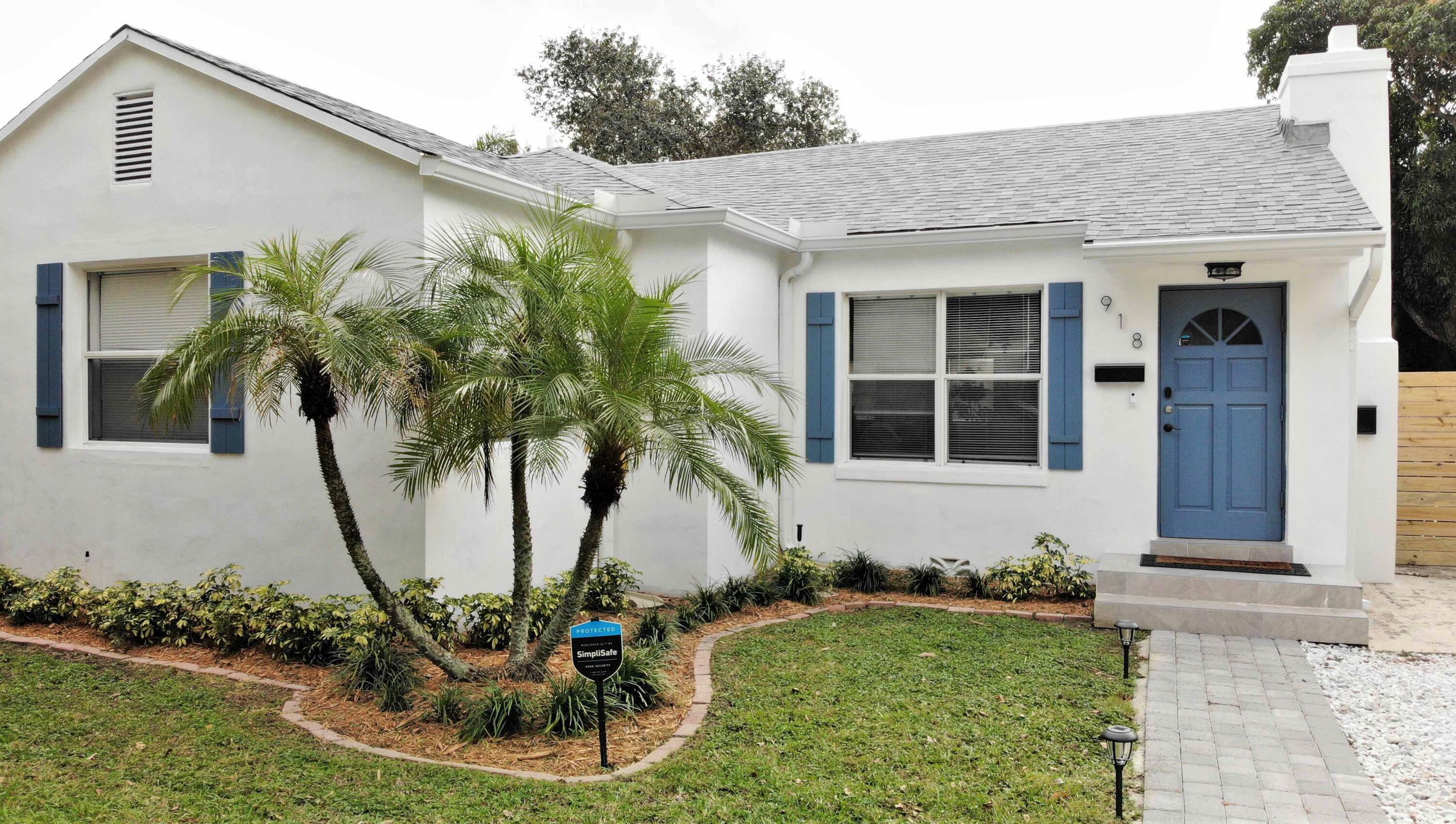 Property Photo:  918 Upland Road  FL 33401 