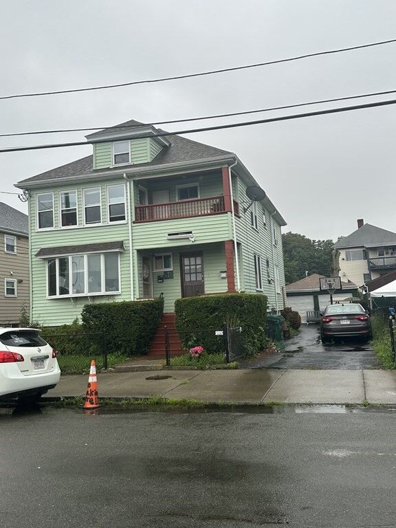 Property Photo:  99 Memorial Park Ave  MA 01902 