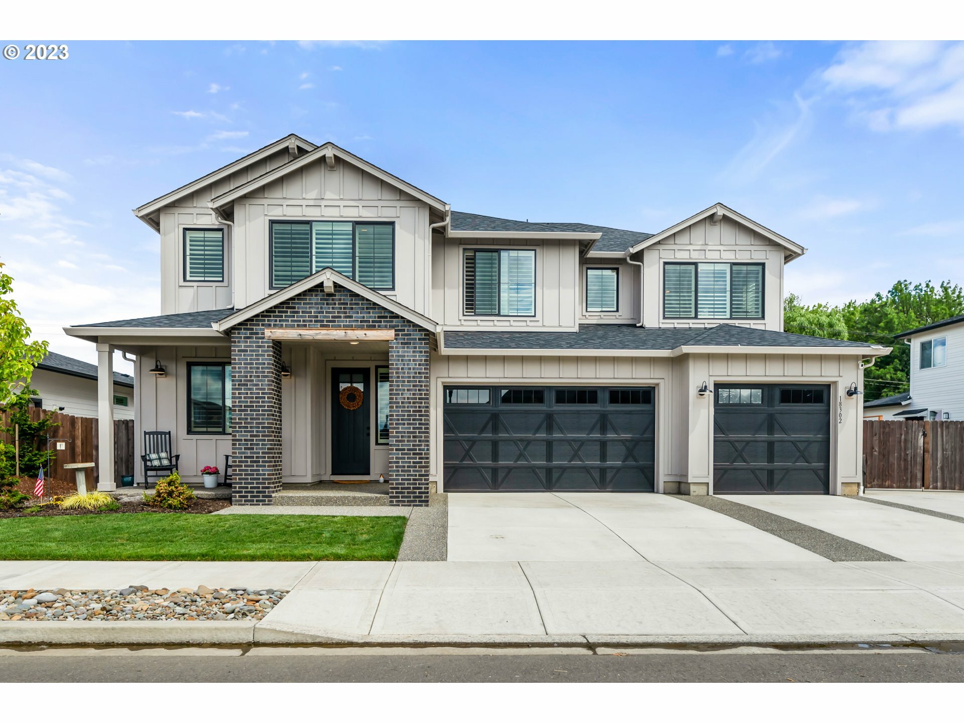 Property Photo: 18302 NE 82nd St WA 98682