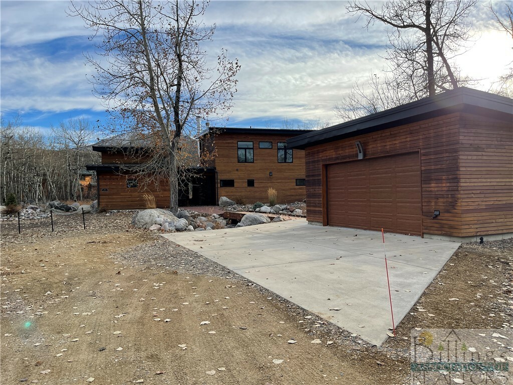 Property Photo: 8 Bobcat Lane MT 59068