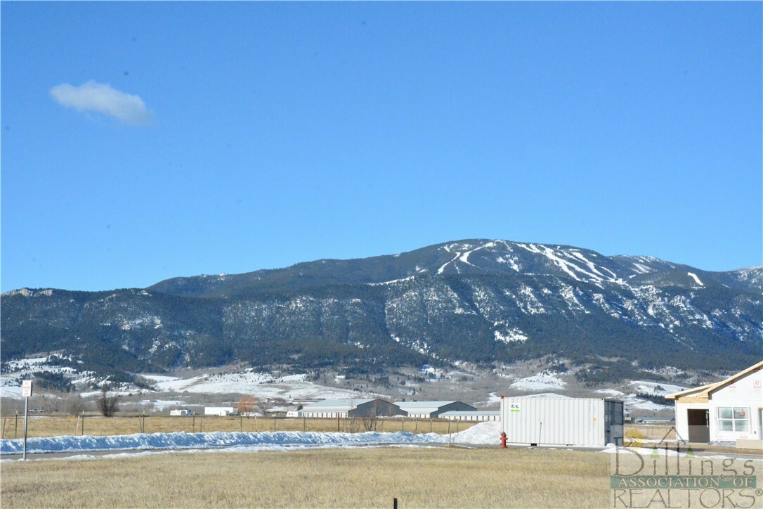 Property Photo: 2905 Baneberry Avenue MT 59068
