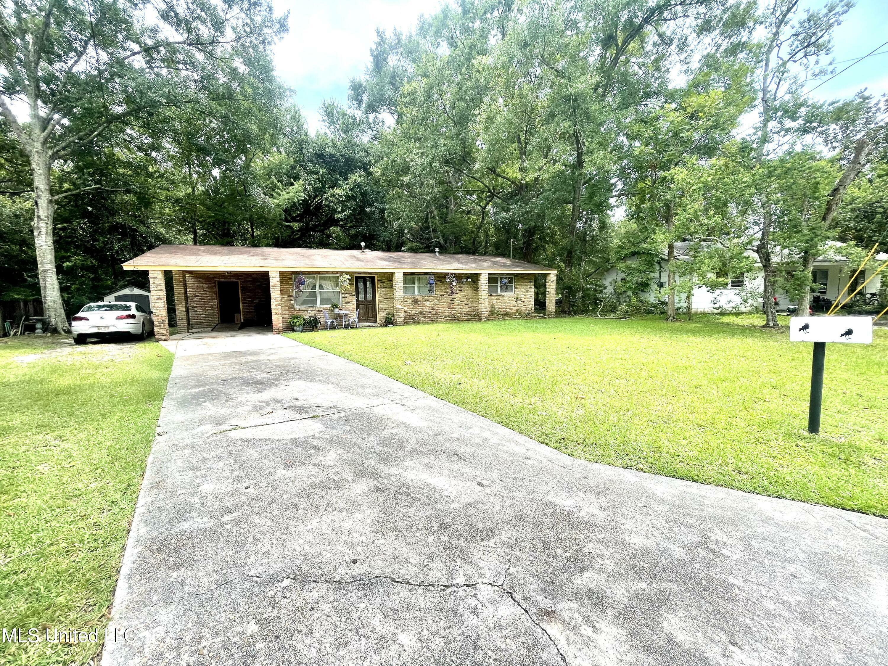 Property Photo:  145 Lafayette Circle  MS 39564 