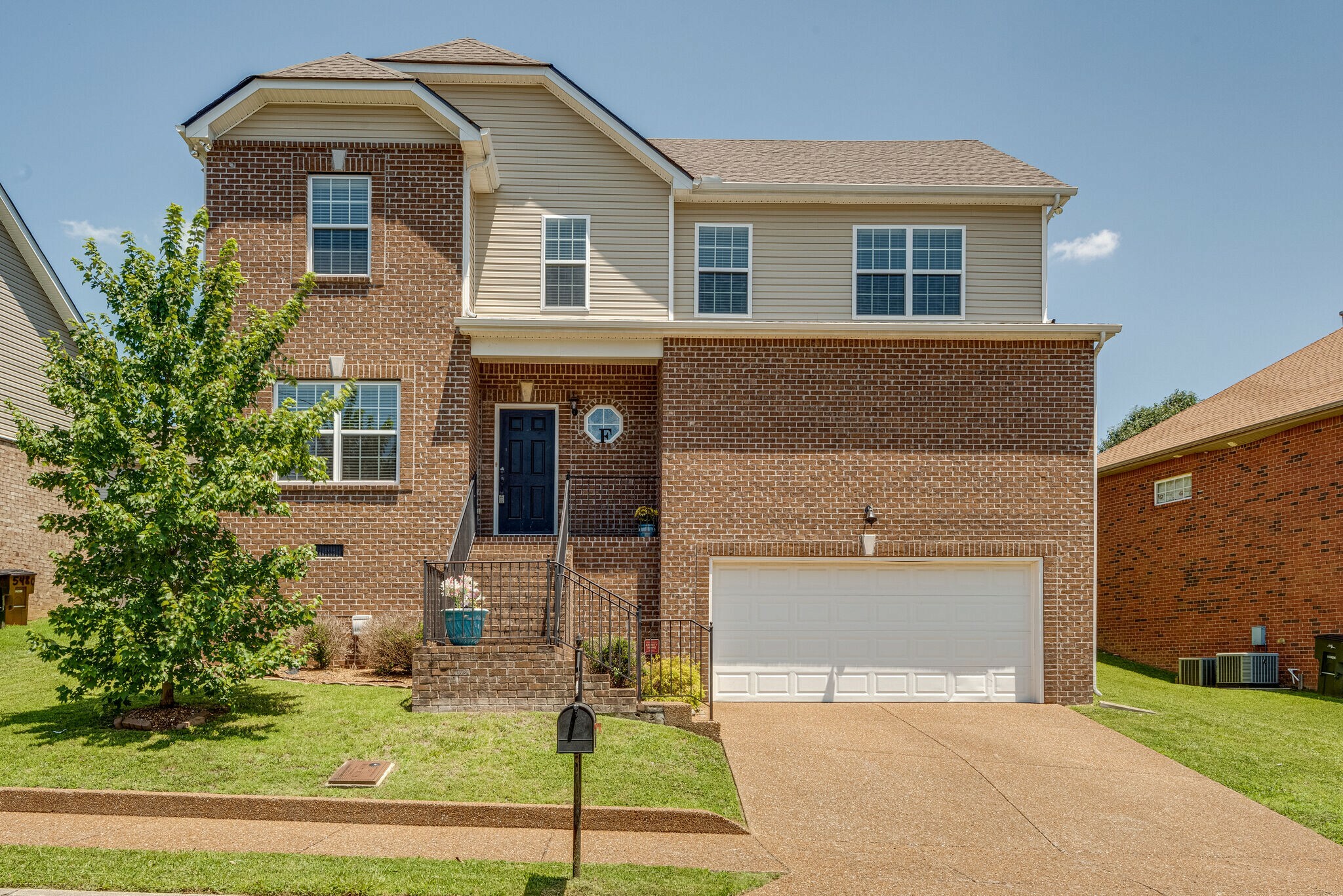 Property Photo:  5476 Oak Chase Dr  TN 37013 