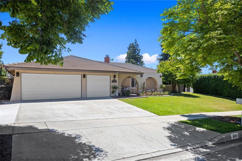 Property Photo:  1684 Mulberry Avenue  CA 91784 