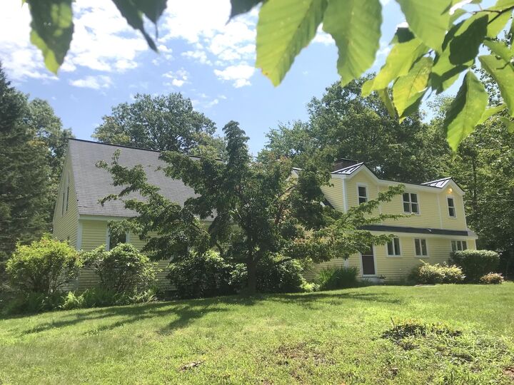 Property Photo:  22 Arundel Road  NH 03458-1626 