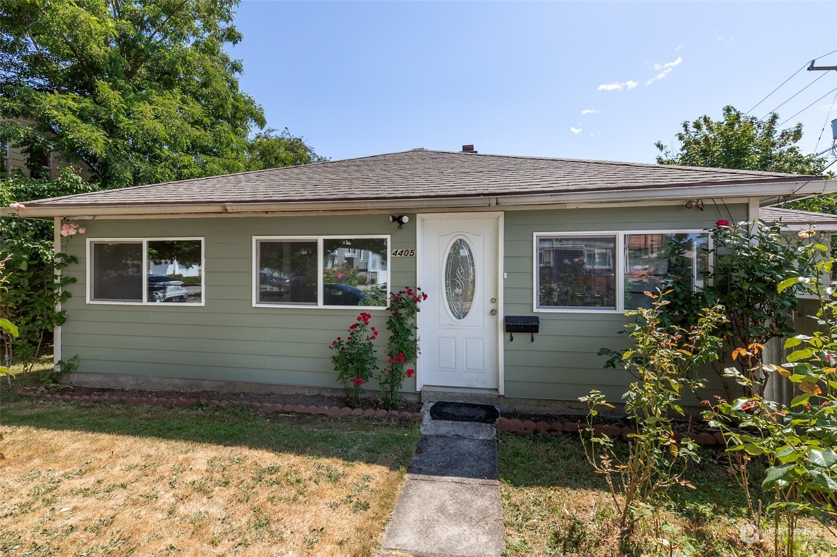 Property Photo:  4405 S Myrtle Street  WA 98118 