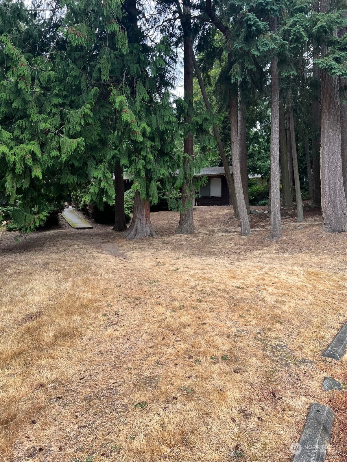 Property Photo:  4142 Kimberly Way  WA 98277 