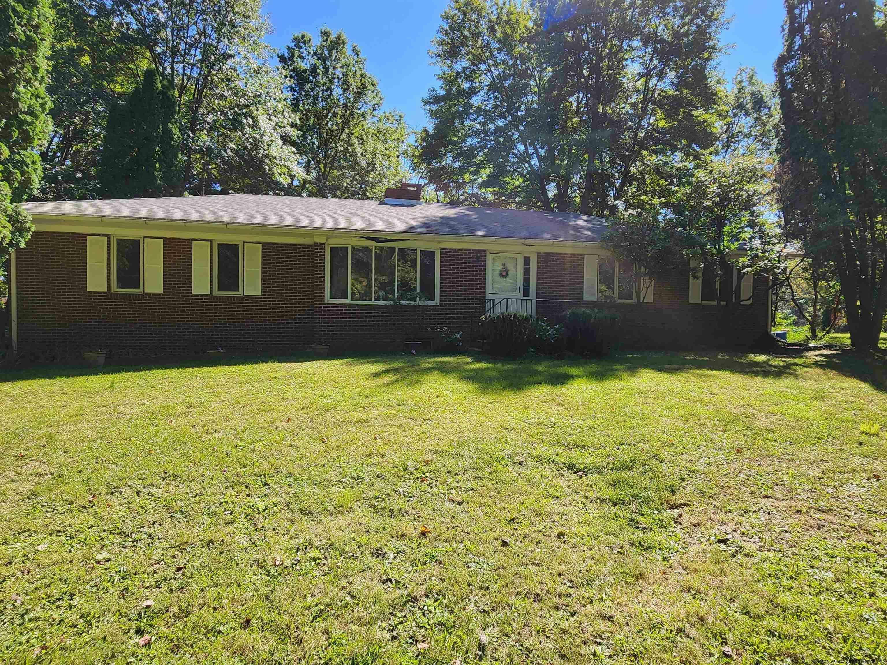 Property Photo:  13 Pierce  NY 12561 