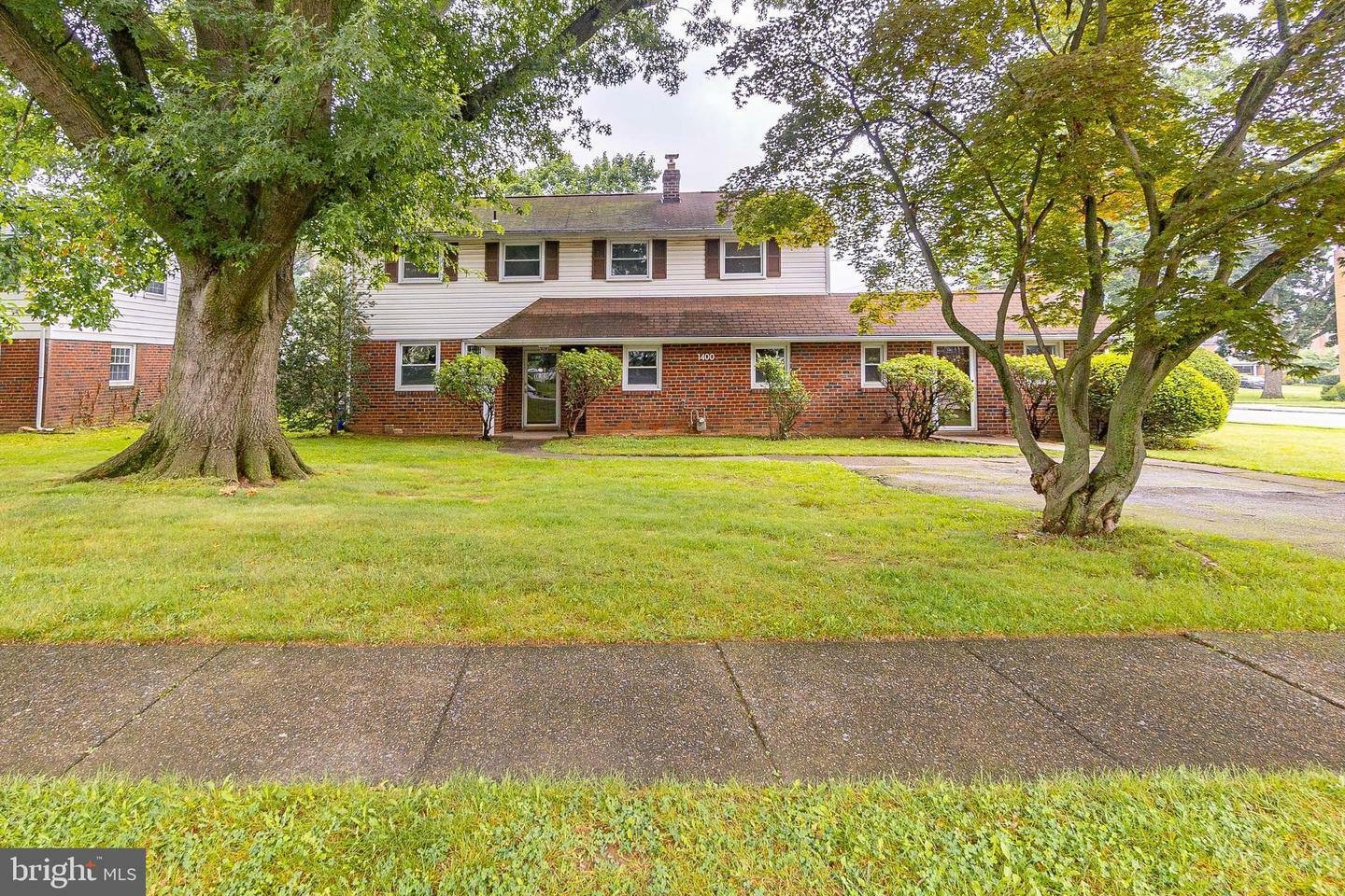 Property Photo: 1400 Brierwood Road PA 19083