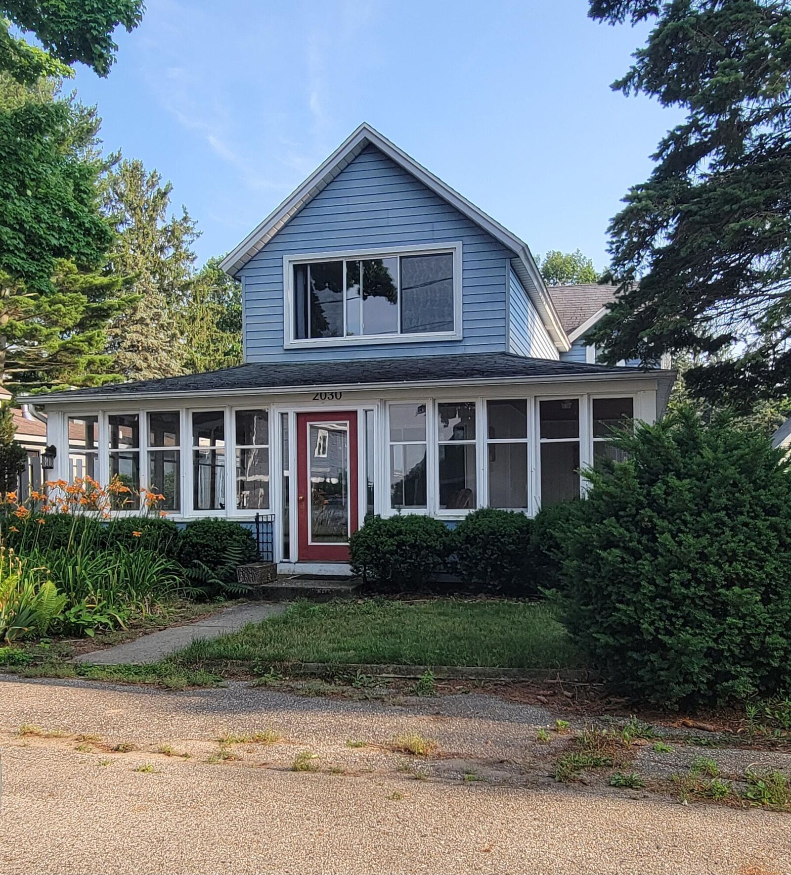 Property Photo: 2030 Lakeway Drive MI 49423