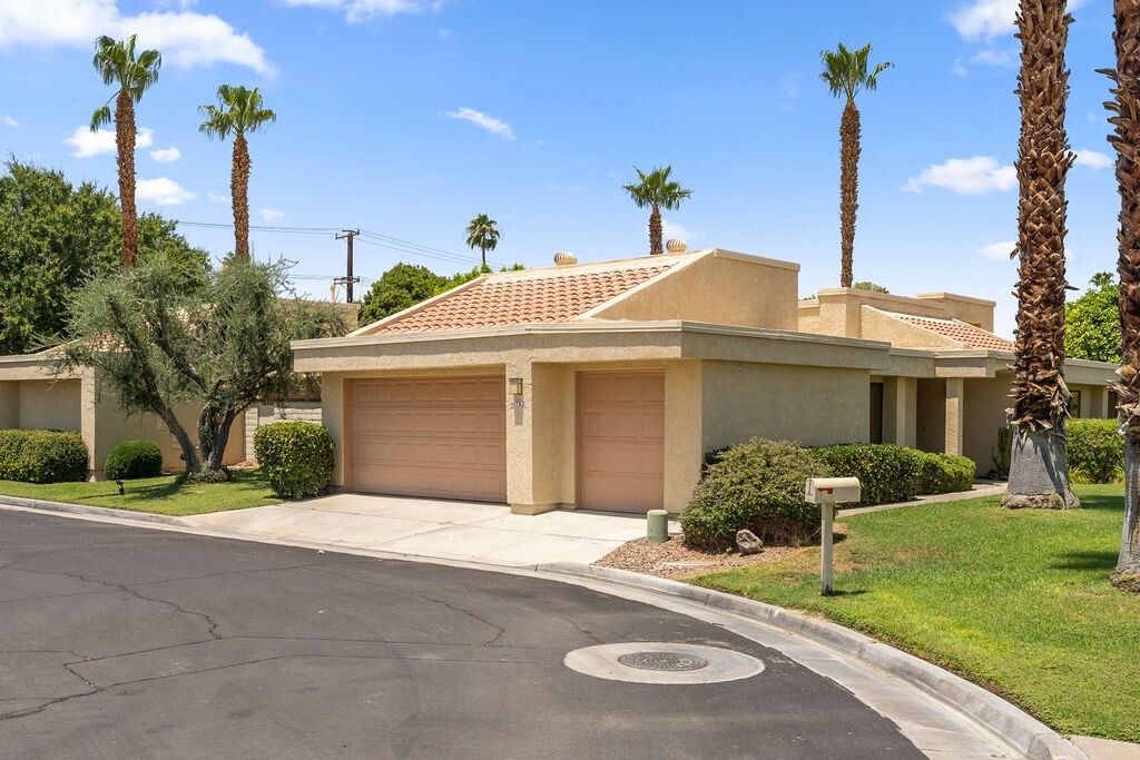 6712 Wildwood Circle  Palm Springs CA 92264 photo