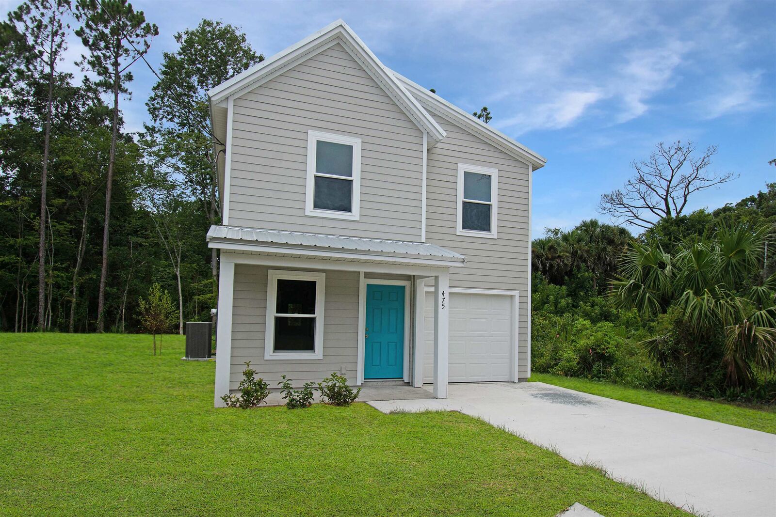 Property Photo:  515 S Woodlawn Street  FL 32084 