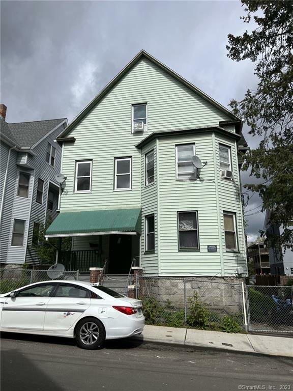 Property Photo: 10 Pearl Street 3 CT 06704