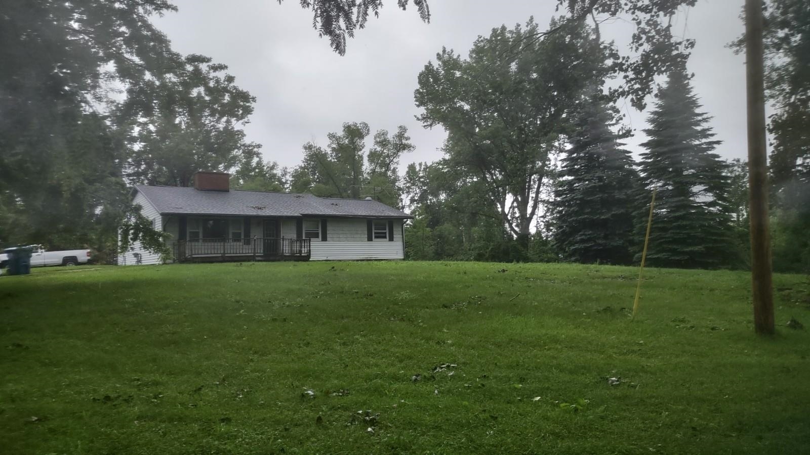 Property Photo:  3113 N Huron  MI 48650 