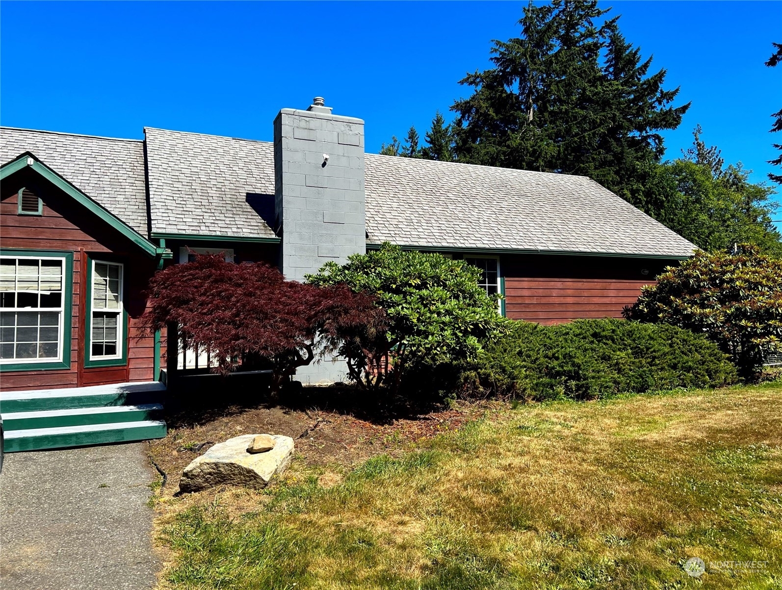 Property Photo: 13827 39th Drive NW WA 98271