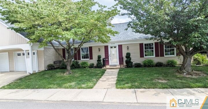 410 Oxford Lane A  Monroe NJ 08831 photo