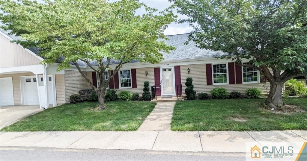 Property Photo:  410 Oxford Lane A  NJ 08831 