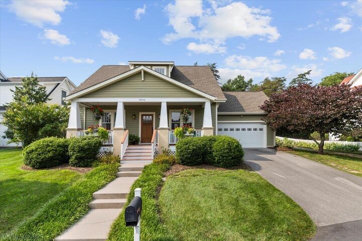 1300 Village Way S  Blacksburg VA 24060 photo