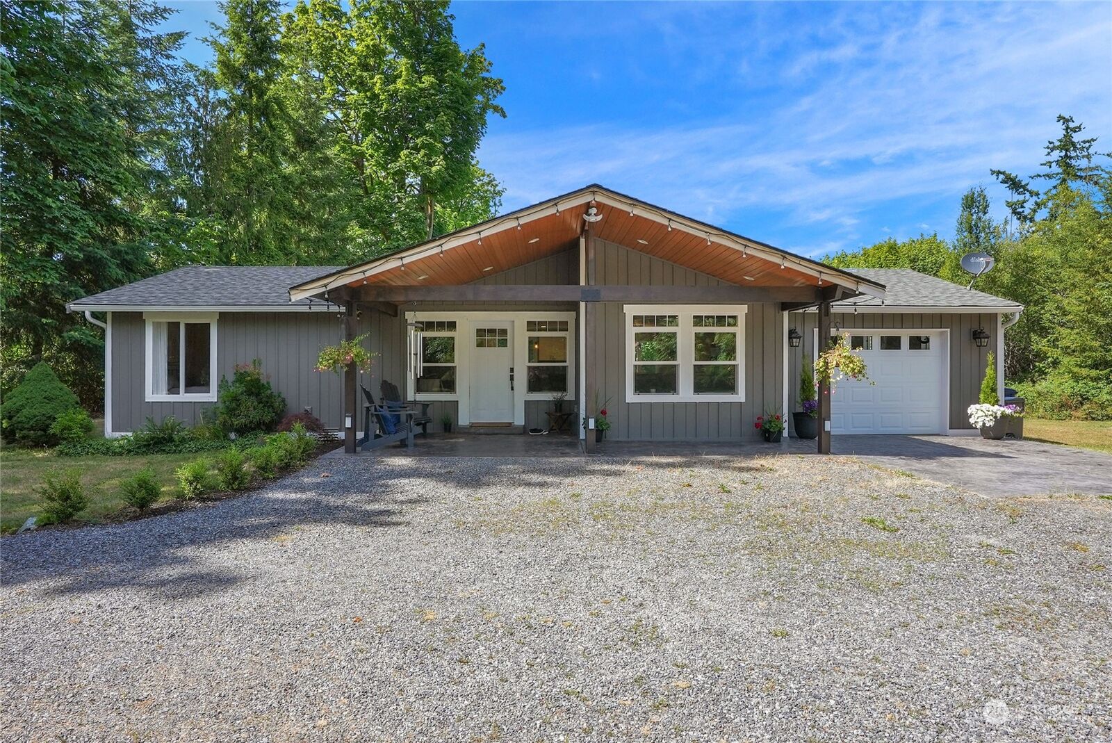 2 bed Stanwood home for sale 6726 Happy Hollow Rd, Stanwood, WA 98292