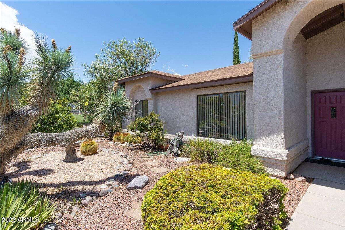 Property Photo:  3225 Black Hawk Drive  AZ 85650 