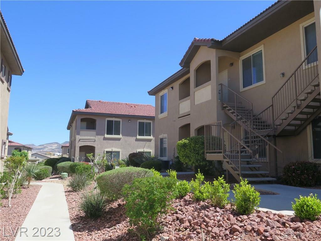 Property Photo:  2305 Horizon Ridge 2224  NV 89052 