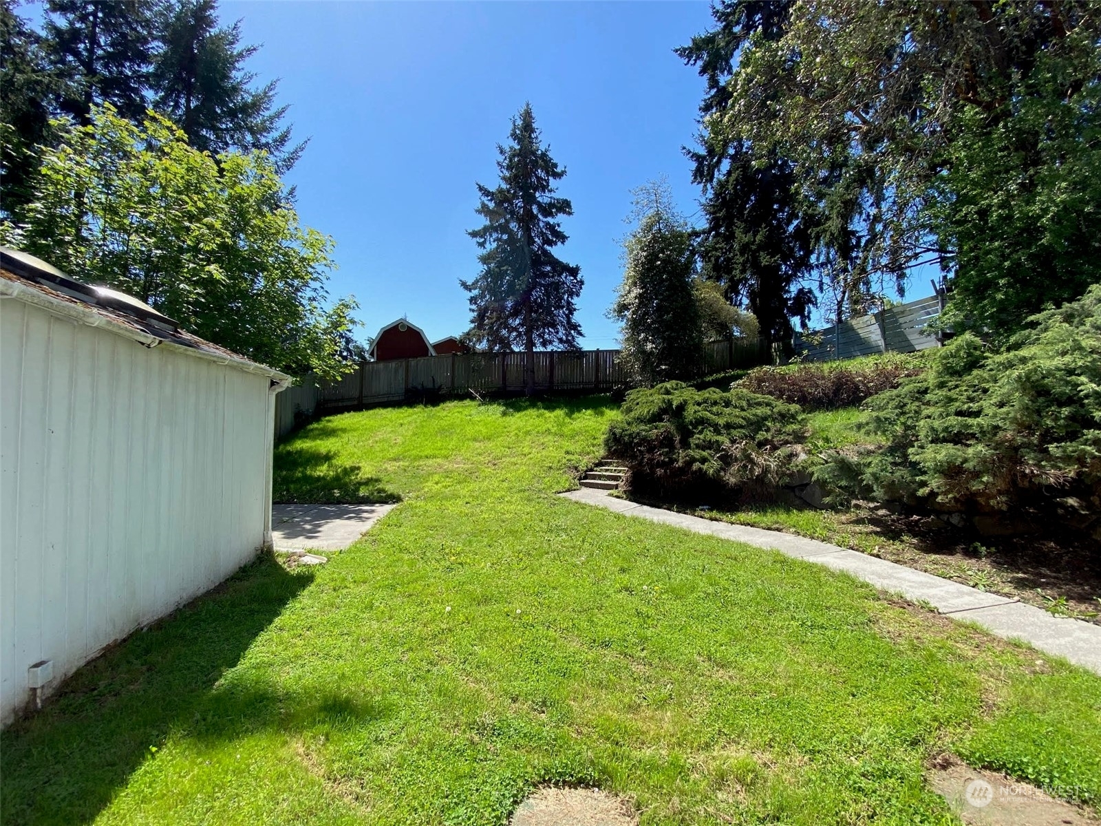 Property Photo: 113 SW 304th Street WA 98023