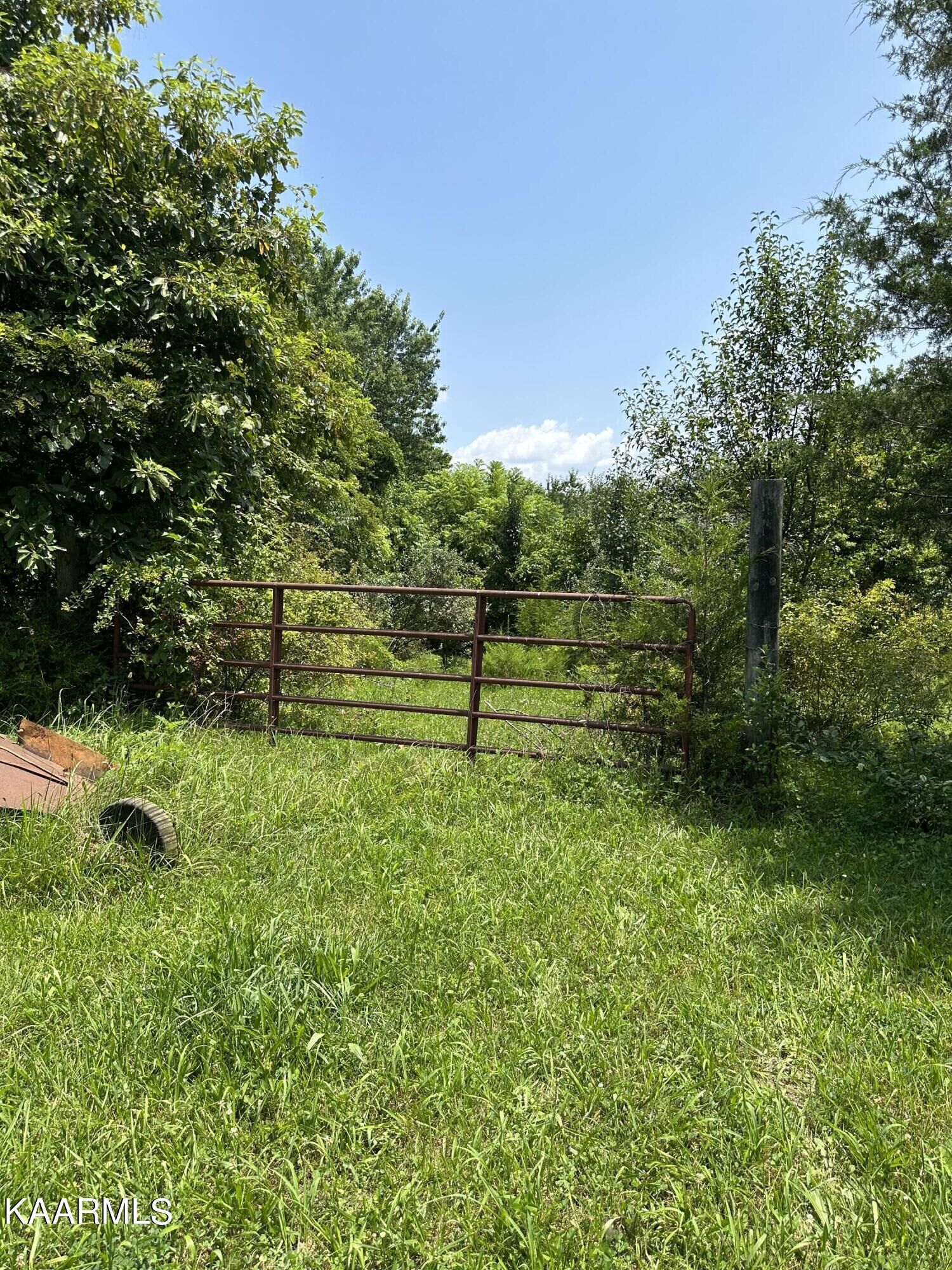 Property Photo:  513 Rogers Rd  TN 37870 