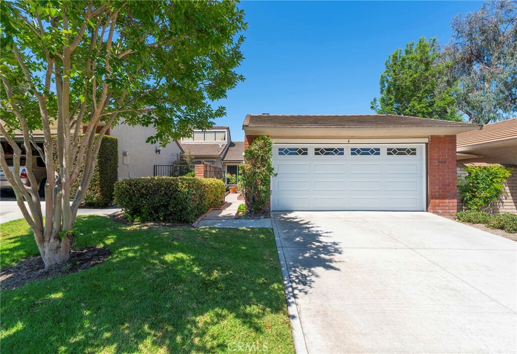 4 Juniper  Irvine CA 92612 photo