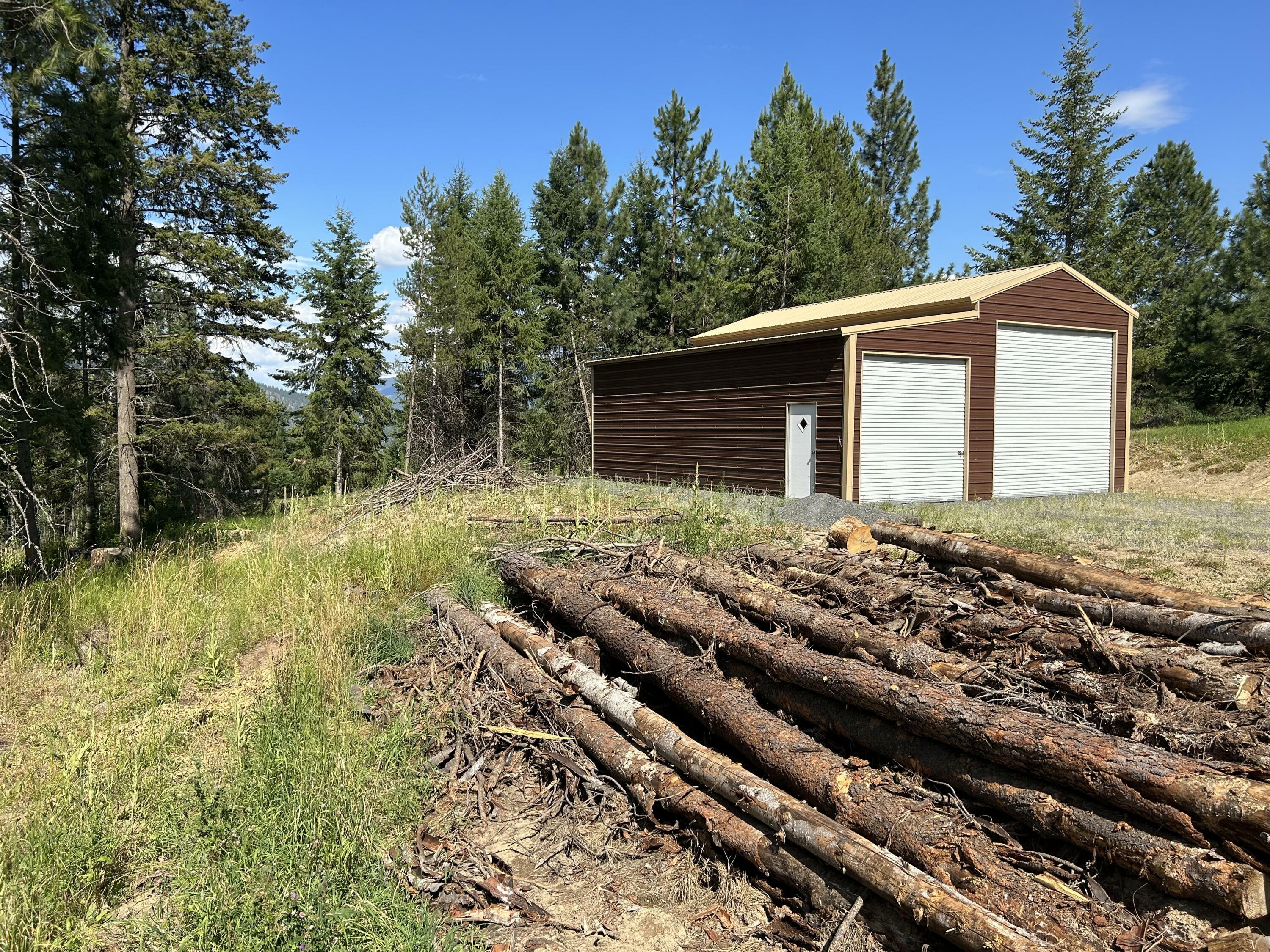Property Photo: 382 Corbett Creek Rd WA 99114