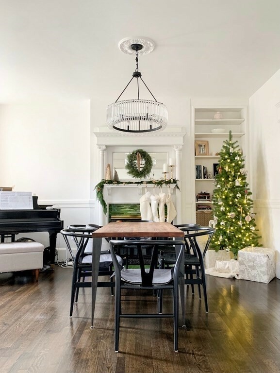 Property Photo:  7 Verndale Street 1  MA 02446 